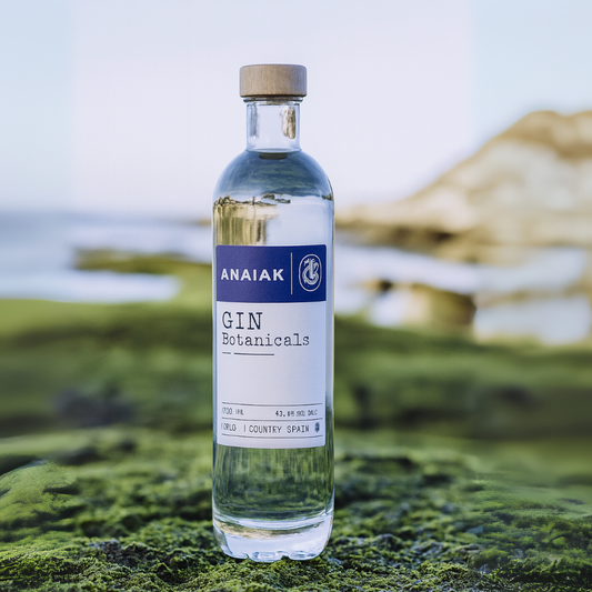Anaik craft london dry gin, Fraternel 1. | Bold, Floral, Complex.